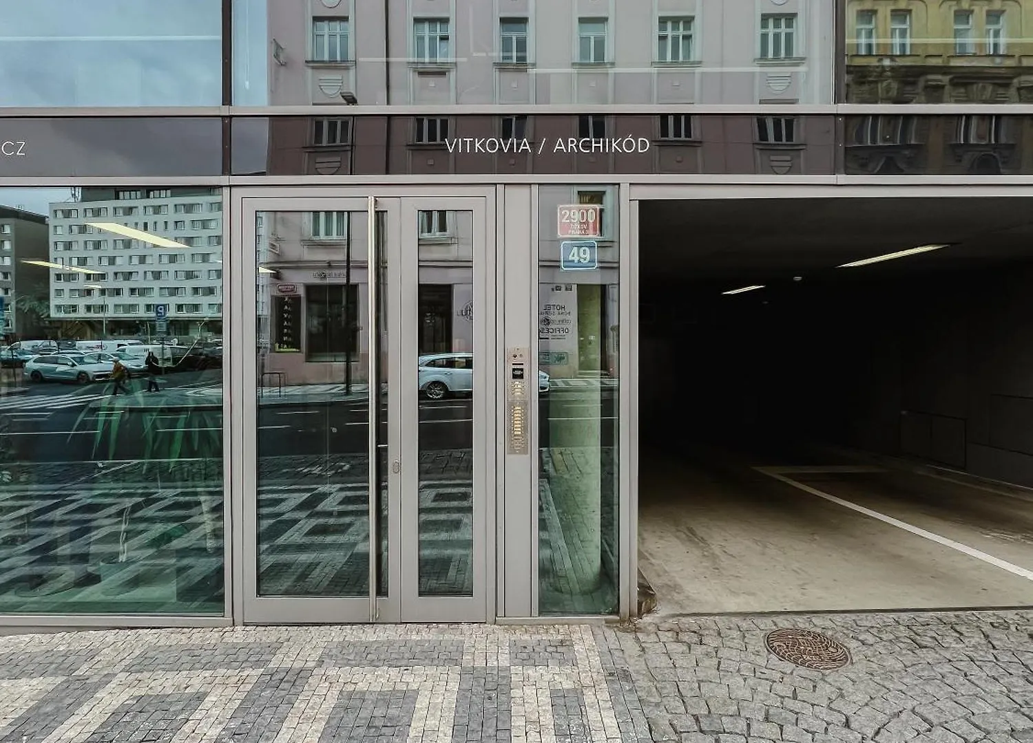 Prague Days - Apt W 2Bdr - 3 Balconies - Garage - Next To Park 0*,