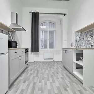 Archibald Flats Apartment