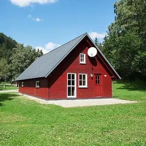 & - Base Camp Medvedin Campingplatz Špindlerŭv Mlýn